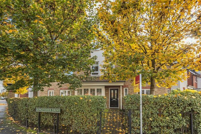 4 Bedroom Terraced House To Rent In Maidenhead, Berkshire, SL6