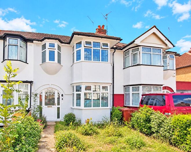 3 Bedroom Terraced House For Sale In Ludlow Close Harrow, HA2