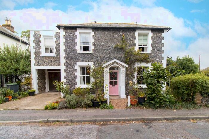 4 Bedroom House To Rent In Ranelagh Grove, St. Peters, Broadstairs, CT10