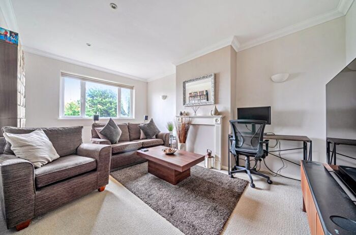 2 Bedroom Maisonette For Sale In Hillview Road, Chislehurst, BR7