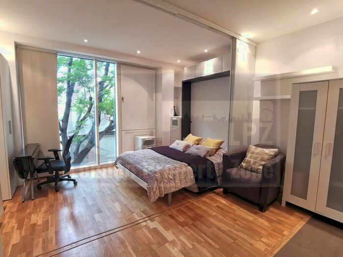 Studio To Rent In Gatliff Road, Chelsea, SW1W