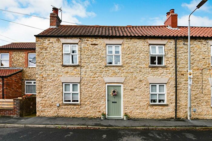 2 Bedroom Semi-Detached House For Sale In High Burgage, Winteringham, DN15