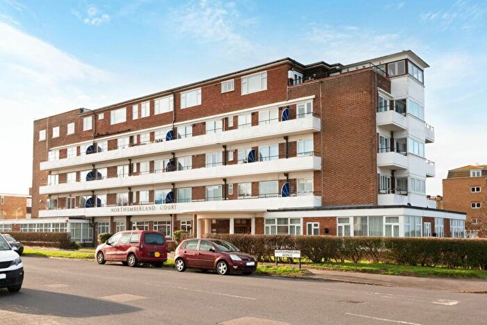 2 Bedroom Flat To Rent In Northumberland Avenue, Northumberland Court Northumberland Avenue, CT9