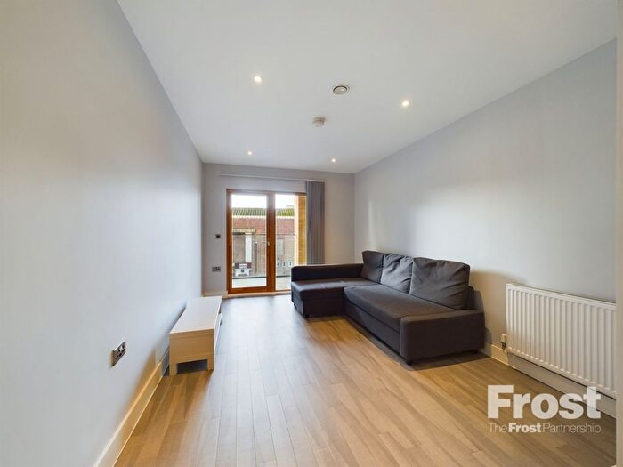 1 Bedroom Flat To Rent In High Street, Southall, UB1