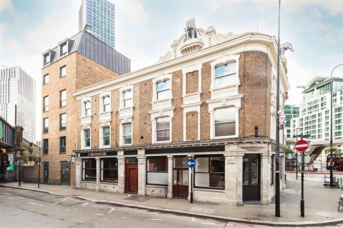 1 Bedroom Flat To Rent In South Lambeth Place, Vauxhall, SW8