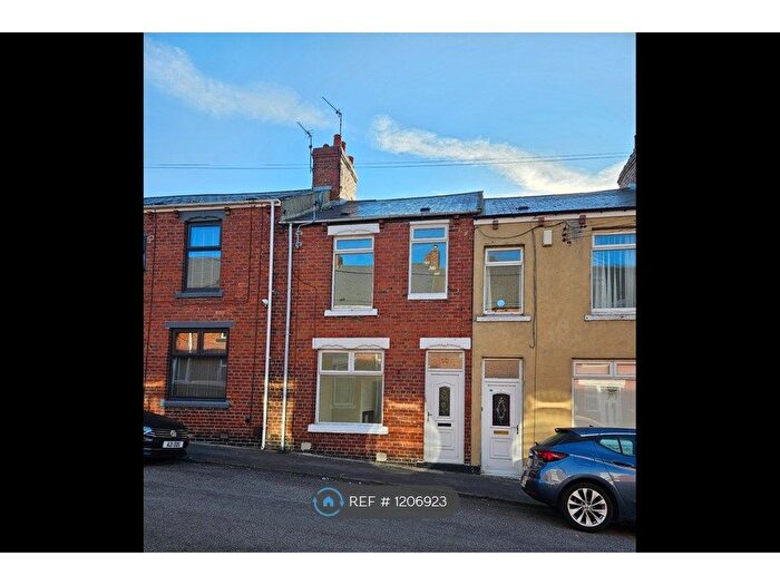 3 Bedroom Terraced House To Rent In Bircham Street, Stanley, DH9