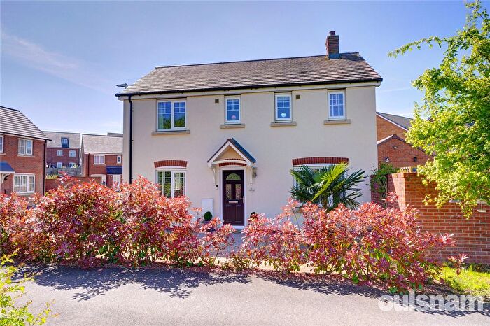 3 Bedroom Detached House For Sale In Dormouse Fields, Droitwich, Worcestershire, WR9