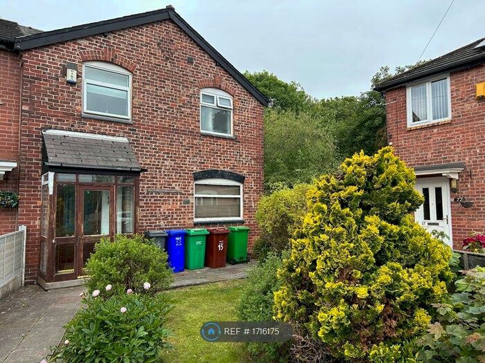 3 Bedroom Semi-Detached House To Rent In Fitton Avenue, Manchester, M21