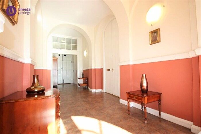 2 Bedroom Apartment To Rent In East Suffolk Park, Buchanan House, Edinburgh, EH16