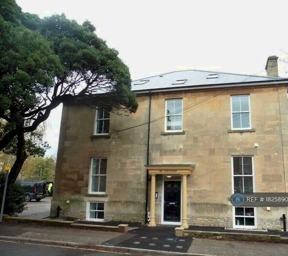 1 Bedroom Flat To Rent In The Hawthorns, Chippenham, SN15
