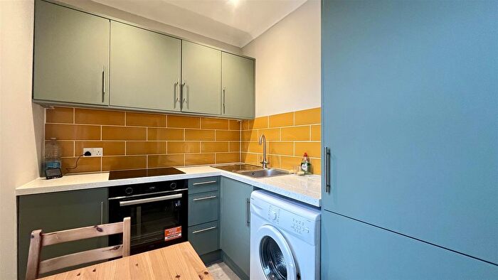 Studio To Rent In Cavendish Road, Sutton, SM2