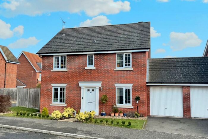 4 Bedroom Detached House For Sale In Bilberry Close, Red Lodge, Bury St. Edmunds, IP28