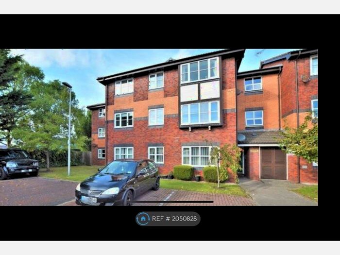 2 Bedroom Flat To Rent In Dove Tree Court, Blackpool, FY4