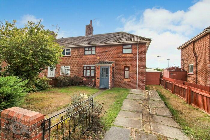 3 Bedroom Semi-Detached House To Rent In Notley Road, Lowestoft, NR33