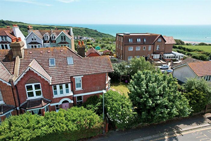 6 Bedroom Semi-Detached House For Sale In Priory Road, Hastings, TN34