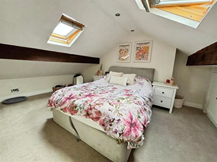 3 Bedroom Terraced House For Sale In Victoria Road, Keighley, BD21