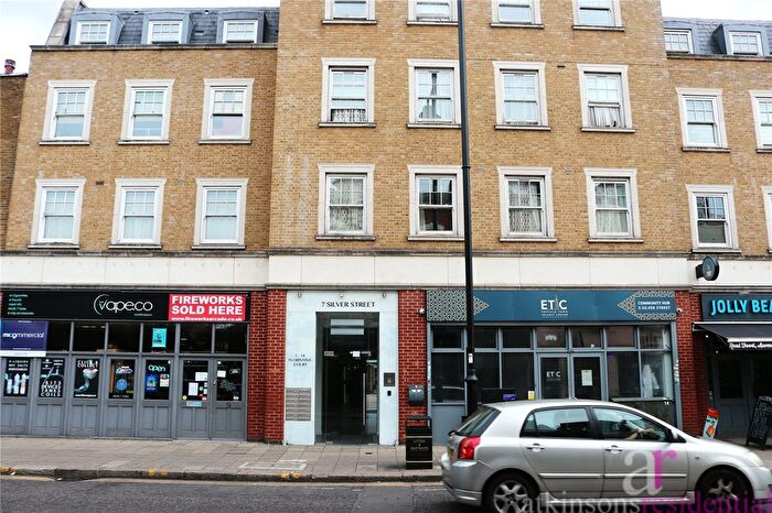 Studio For Sale In Silver Street, Enfield, Middlesex, EN1