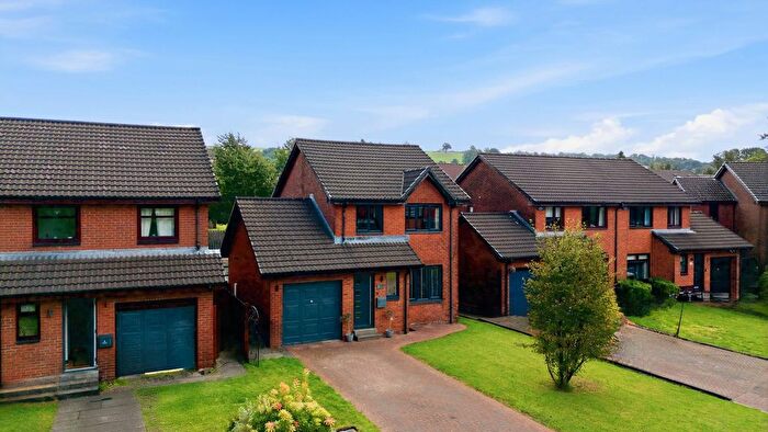 3 Bedroom Detached House For Sale In The Lade, Bonhill, G83