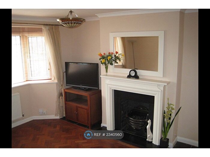 2 Bedroom Maisonette To Rent In Courtfield Avenue, Harrow, HA1