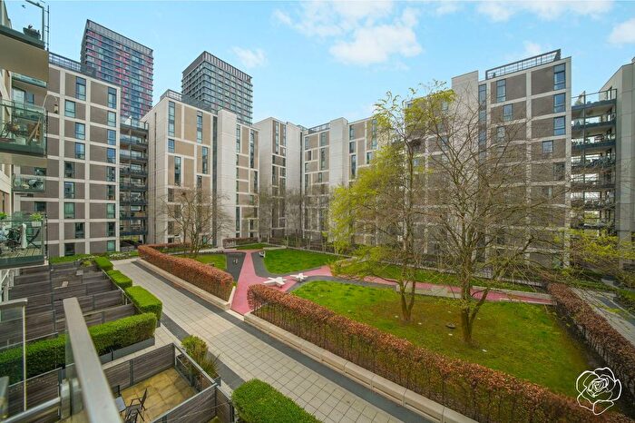2 Bedroom Flat For Sale In Titian Heights, Scarlet Close, Stratford, E20