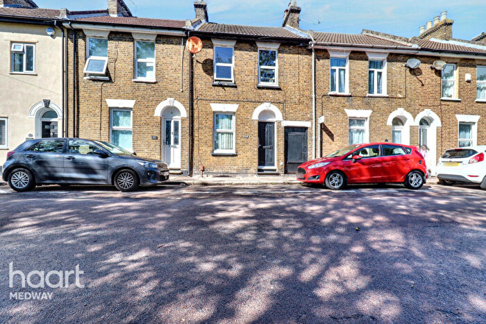 2 Bedroom Terraced House For Sale In Glanville Road, Rochester, ME2