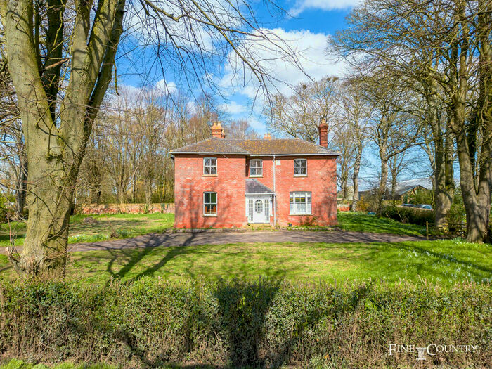 5 Bedroom Detached House For Sale In Holbeach St Marks, PE12