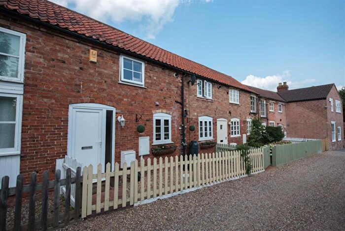2 Bedroom Cottage For Sale In Church Street, Cropwell Bishop, Nottingham, NG12
