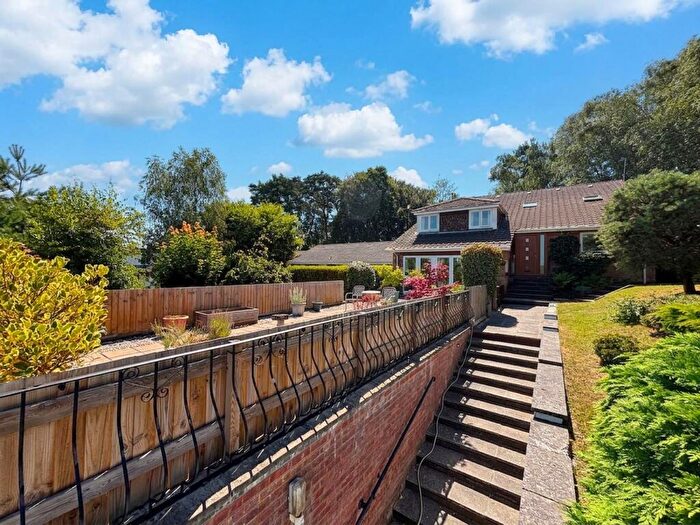 4 Bedroom Detached House For Sale In Oak Road, Alderholt, SP6