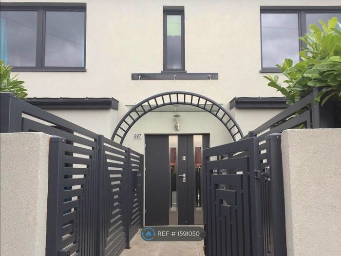 1 Bedroom Flat To Rent In Lodge Causeway, Bristol, BS16