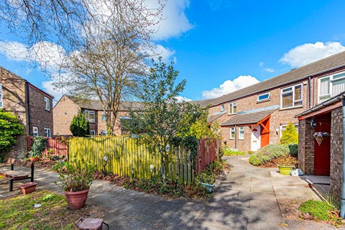2 Bedroom Maisonette For Sale In Catherine Street, Cathays, Cardiff, CF24