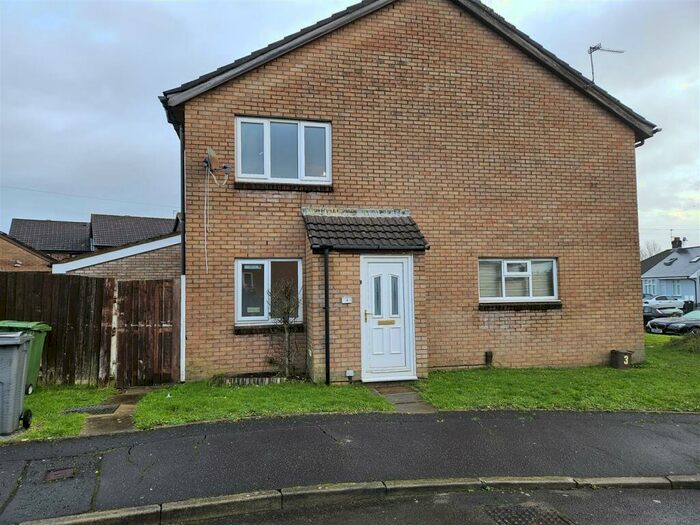 1 Bedroom House To Rent In Limeslade Close, Fairwater, Cardiff, CF5