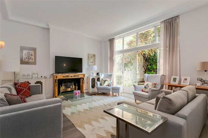 2 Bedroom Flat To Rent In Eaton Place, Belgravia, SW1X