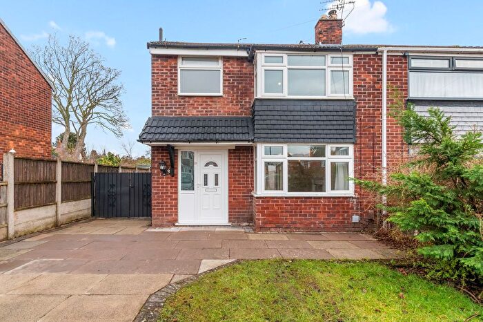 3 Bedroom Semi-Detached House To Rent In Hillside Grove, Penketh, WA5