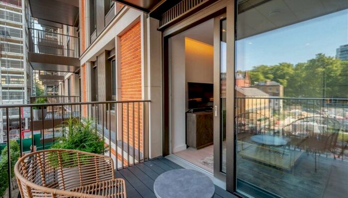 1 Bedroom Flat To Rent In West End Gate, Paddington W2