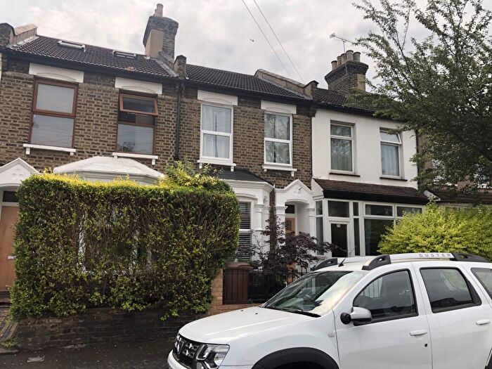 4 Bedroom Terraced House To Rent In Napier Road, Leytonstone, E11