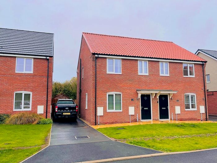 3 Bedroom Semi-Detached House To Rent In Bracken Road, Surfleet, Spalding, PE11