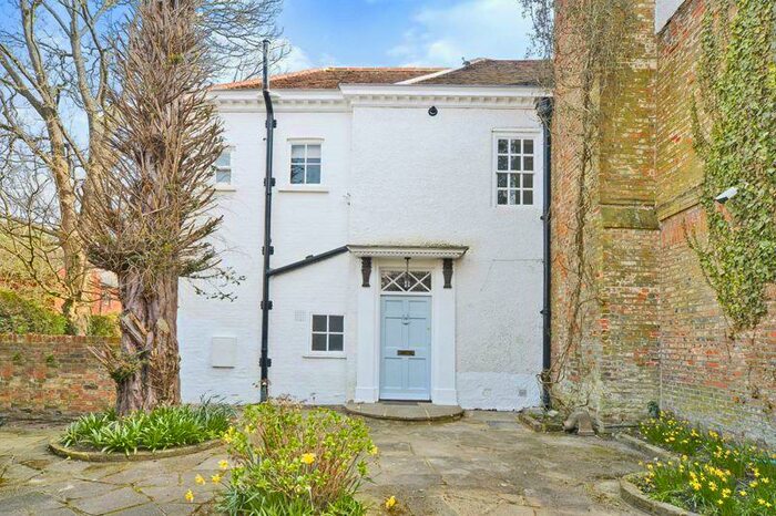 3 Bedroom Semi-Detached House To Rent In Woodcote Green Road, Epsom, KT18