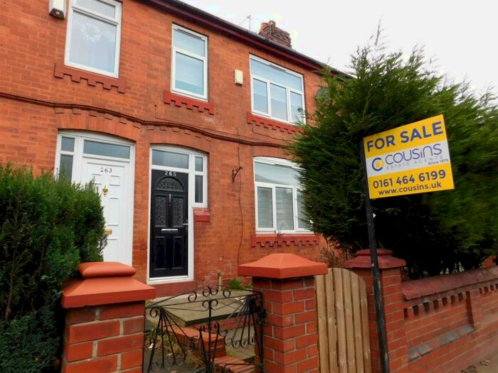 3 Bedroom Terraced House To Rent In Fields New Road, Chadderton, Oldham