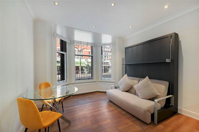 Studio To Rent In Egerton Gardens, Knightsbridge, SW3