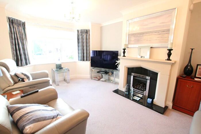 4 Bedroom Detached House For Sale In Blunham Road, Moggerhanger, MK44