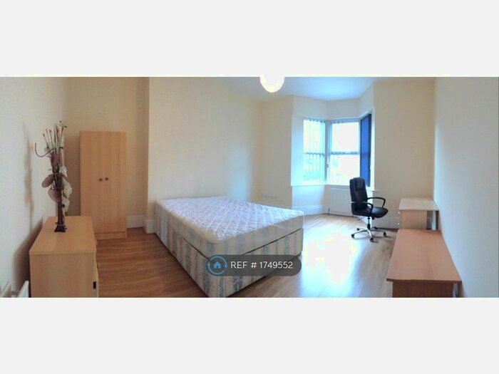 7 Bedroom Terraced House To Rent In Rothbury Terrace, Newcastle Upon Tyne, NE6