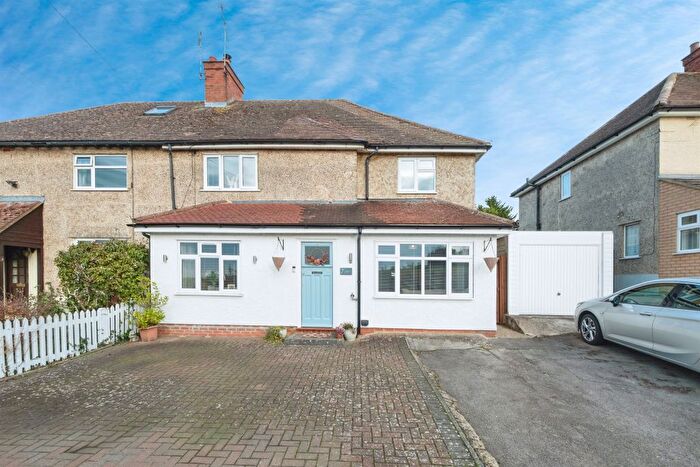 4 Bedroom Semi Detached House For Sale In Leighton Road, Eggington, Leighton Buzzard, LU7