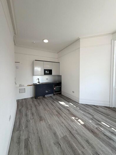 Studio To Rent In Cromwell Road, Hove, BN3