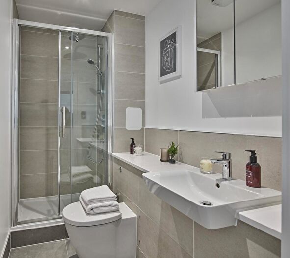 2 Bedroom Apartment To Rent In Solstice Apartments, MK9