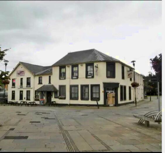 1 Bedroom Apartment To Rent In , Taffys Tavern, 11 Park Street