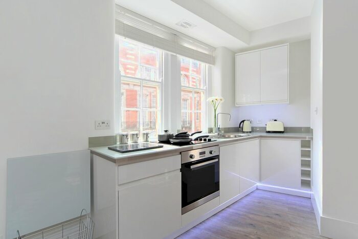 1 Bedroom Flat To Rent In Ambrosden Avenue, Westminster, SW1P