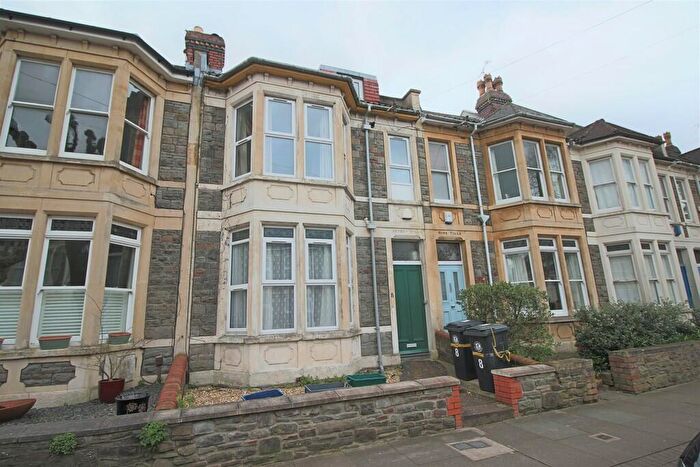 3 Bedroom Maisonette To Rent In Sefton Park Road, St Andrews, BS7