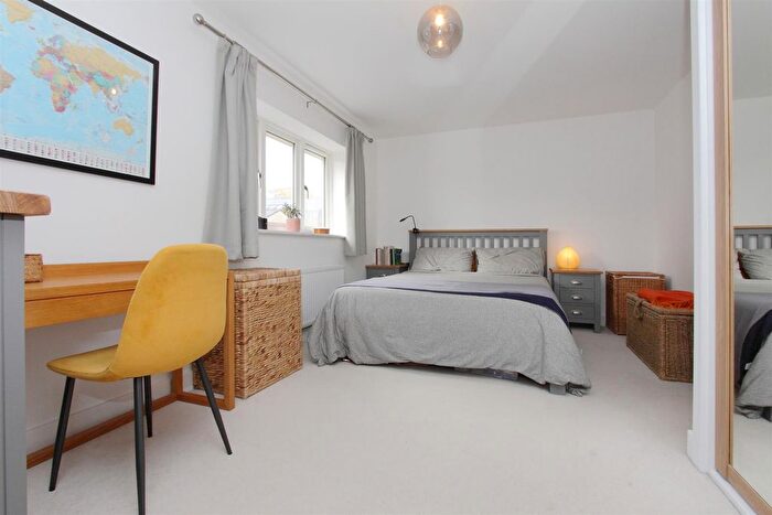 3 Bedroom End Of Terrace House For Sale In High Street, Broughton, Stockbridge, SO20