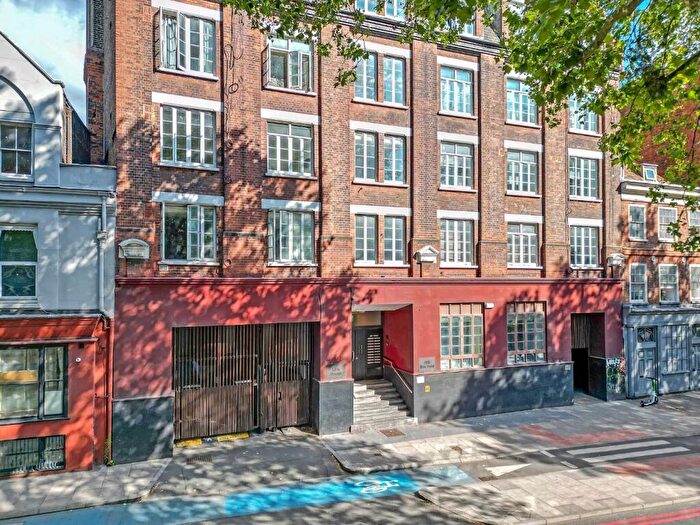 2 Bedroom Apartment For Sale In Bow Road, Bow, E3