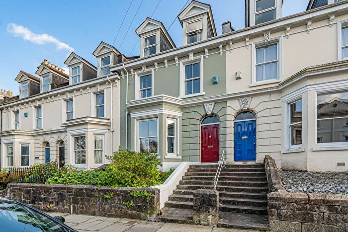 5 Bedroom Terraced House For Sale In Garfield Terrace, Stoken, Plymouth, PL1